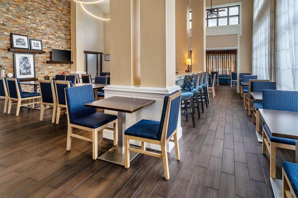 Hampton Inn & Suites Nashville-Vanderbilt-Elliston Place Restoran fotoğraf