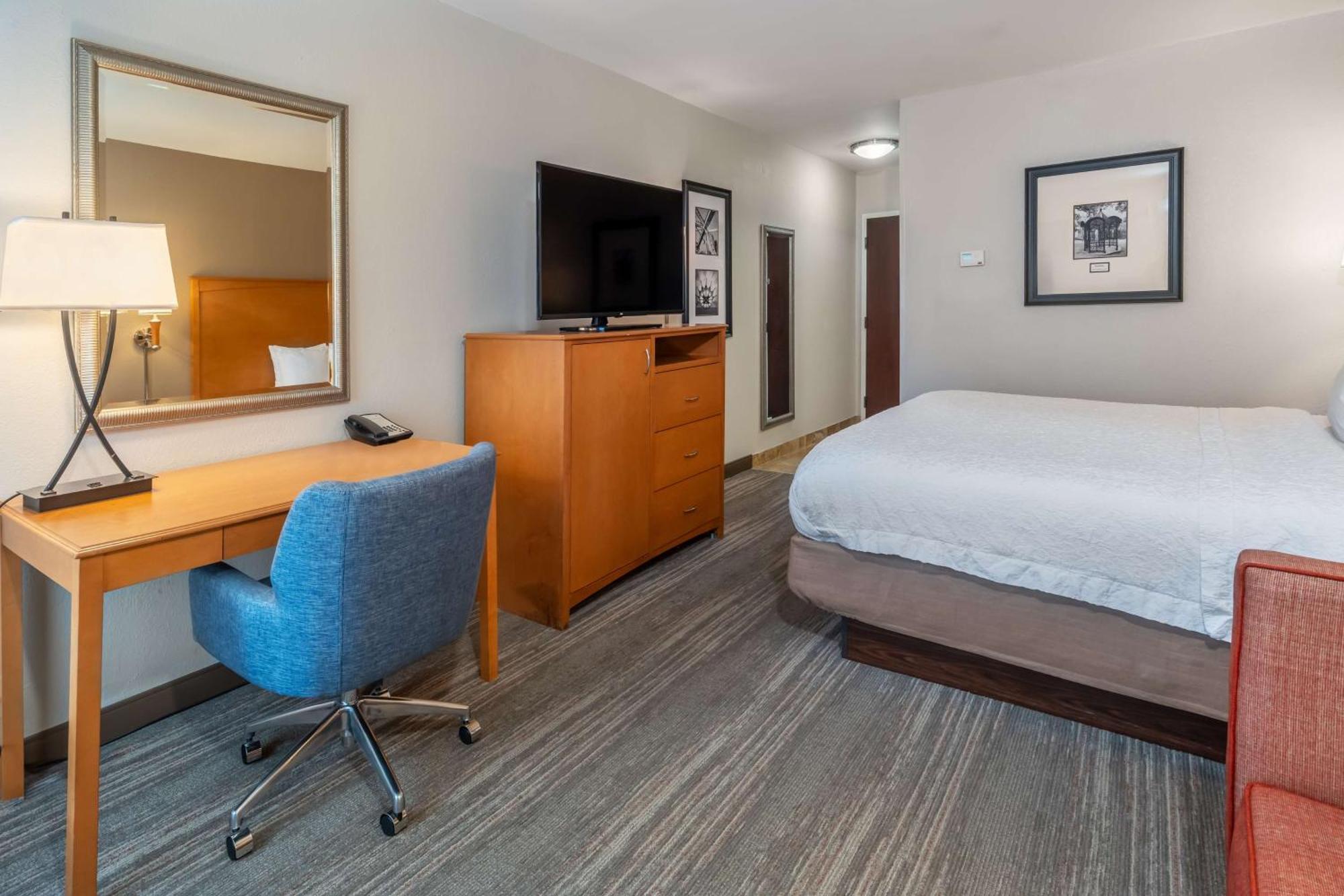 Hampton Inn & Suites Nashville-Vanderbilt-Elliston Place Dış mekan fotoğraf
