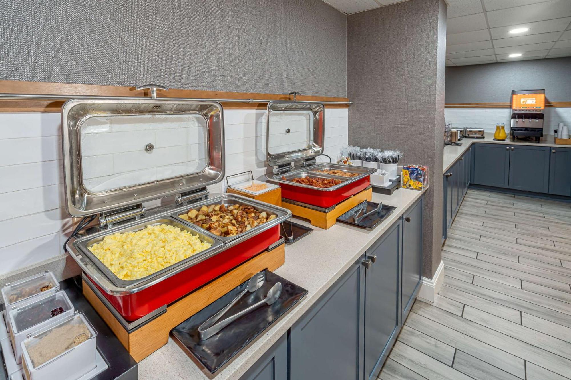 Hampton Inn & Suites Nashville-Vanderbilt-Elliston Place Dış mekan fotoğraf